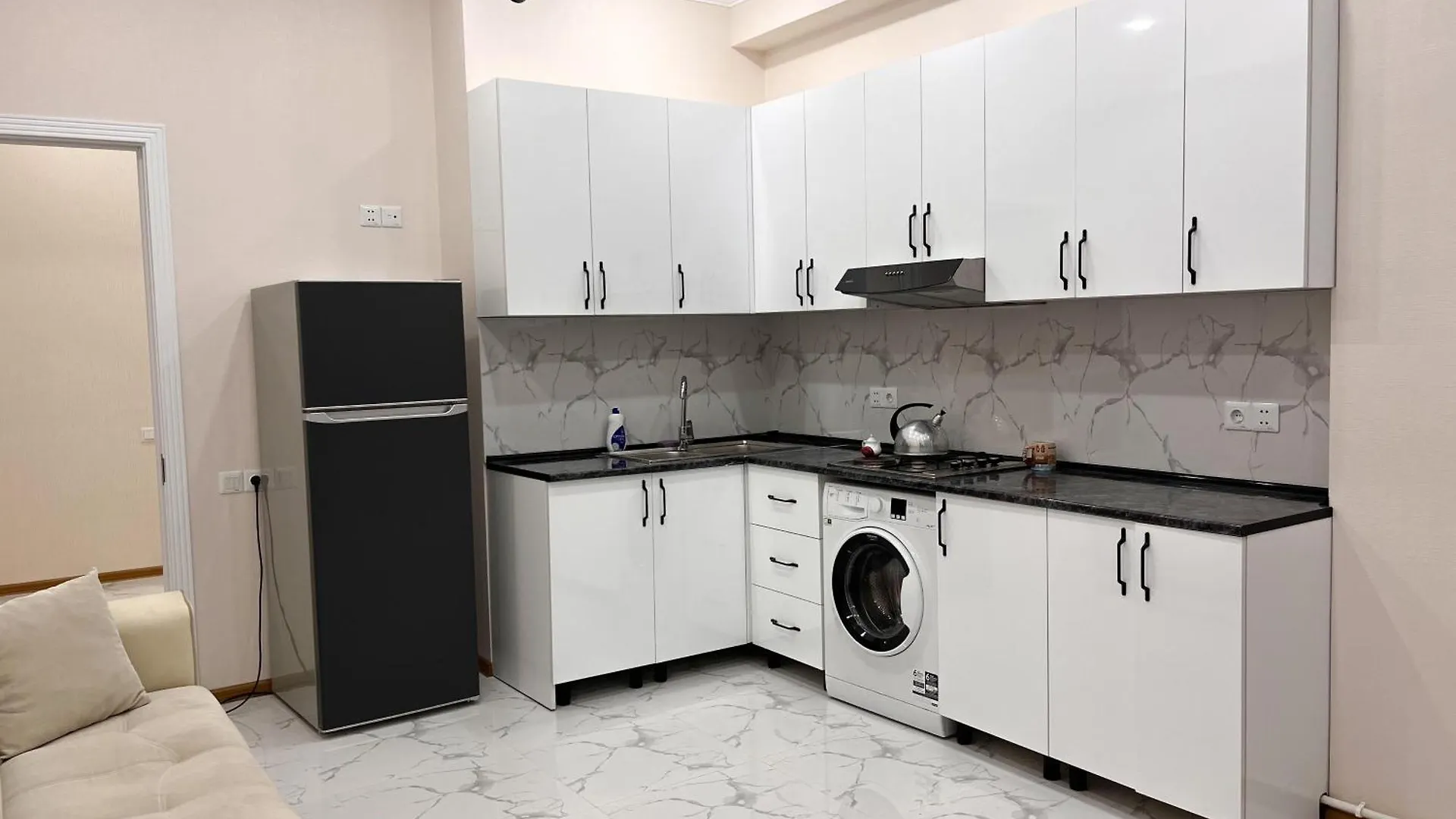 Cozy Apartment Near City Centre Baku Azerbaijan